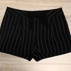 Aritzia Wilfred Exergue Short